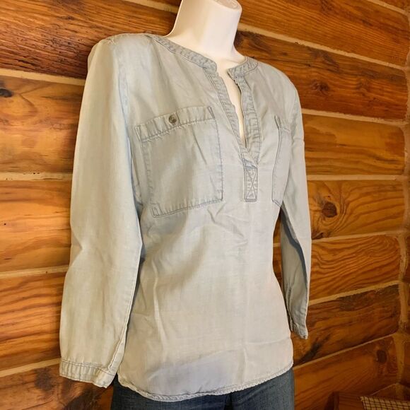 Anthropologie | Cloth & Stone Chambray Button Down Cuffed Sleeve Top XSm… - Picture 4 of 10